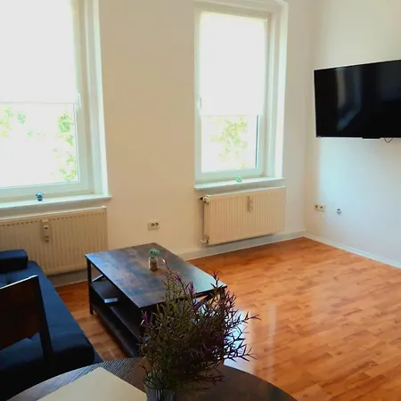 Apartment Seyfarthrooms - 6 - Zentrale Lage, Gute Anbindung, Voll Ausgestattet Crimmitschau